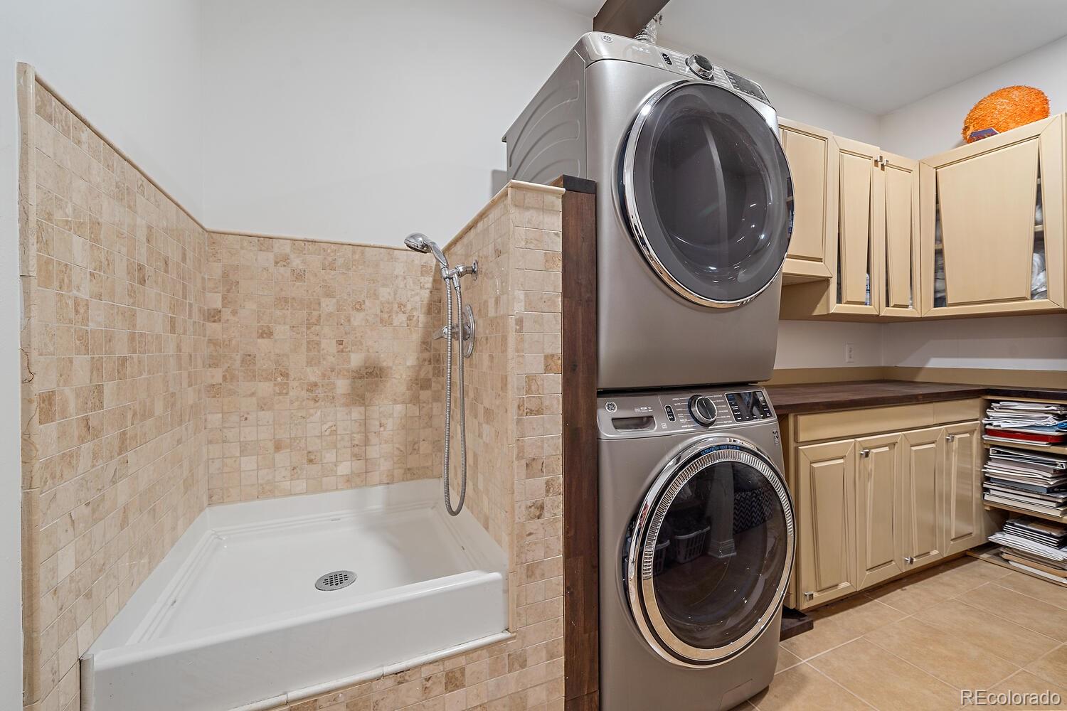 10987 Roxborough Drive