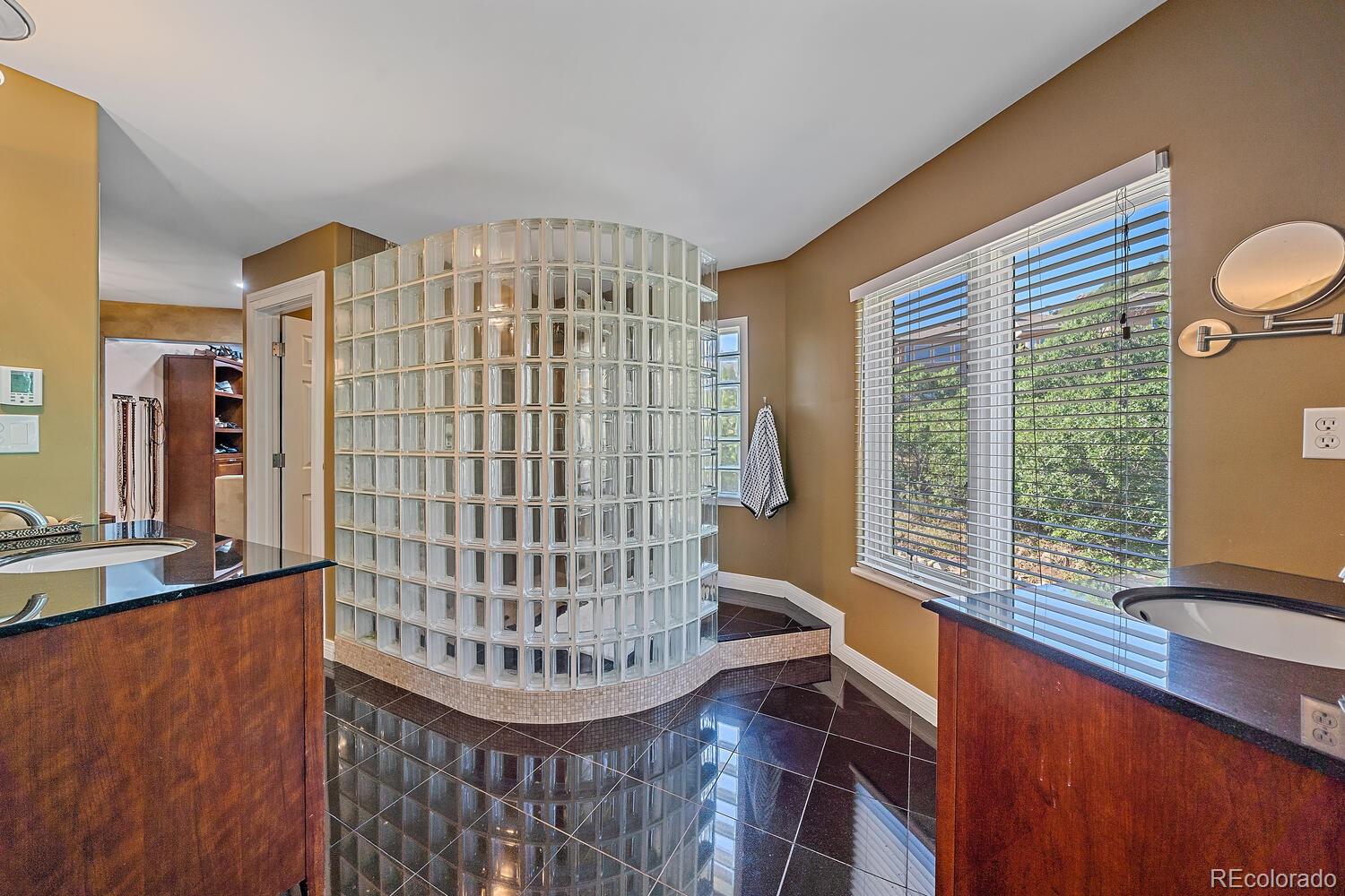 10987 Roxborough Drive