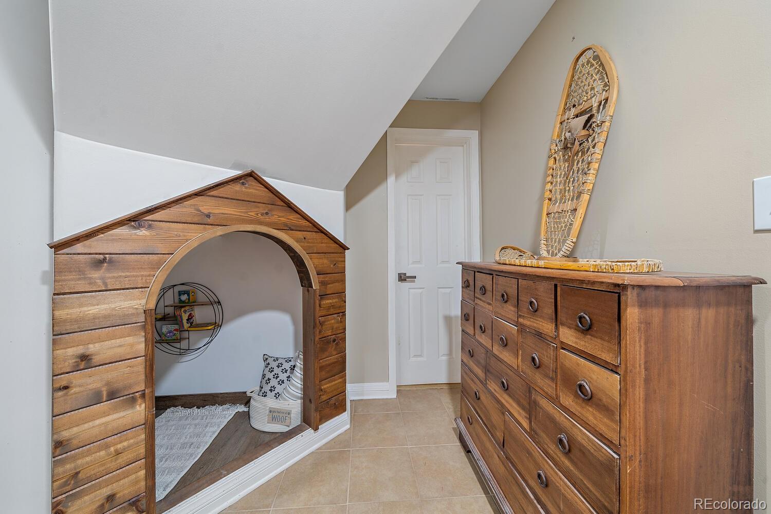 10987 Roxborough Drive