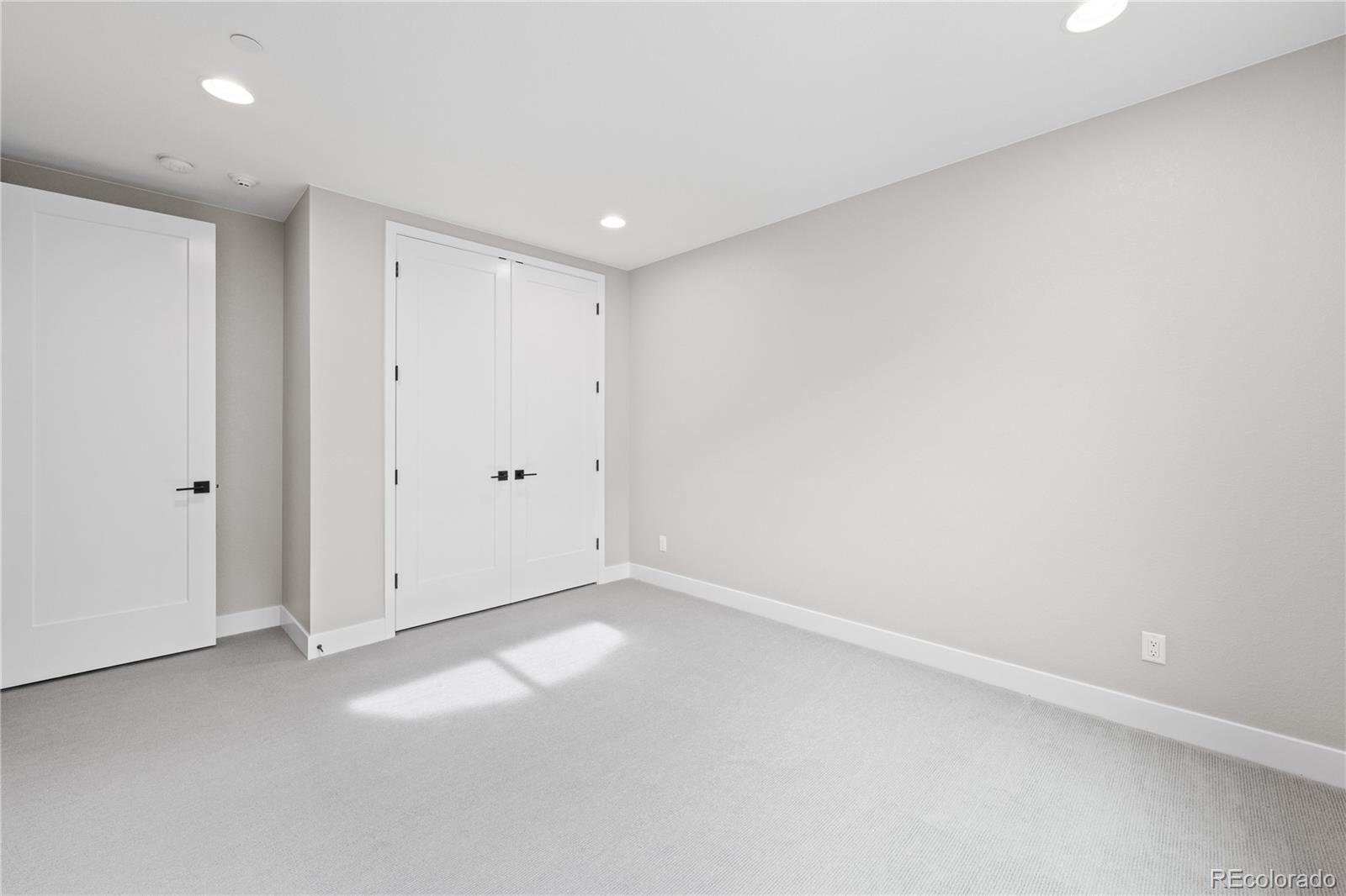 8016 Parnassus Place