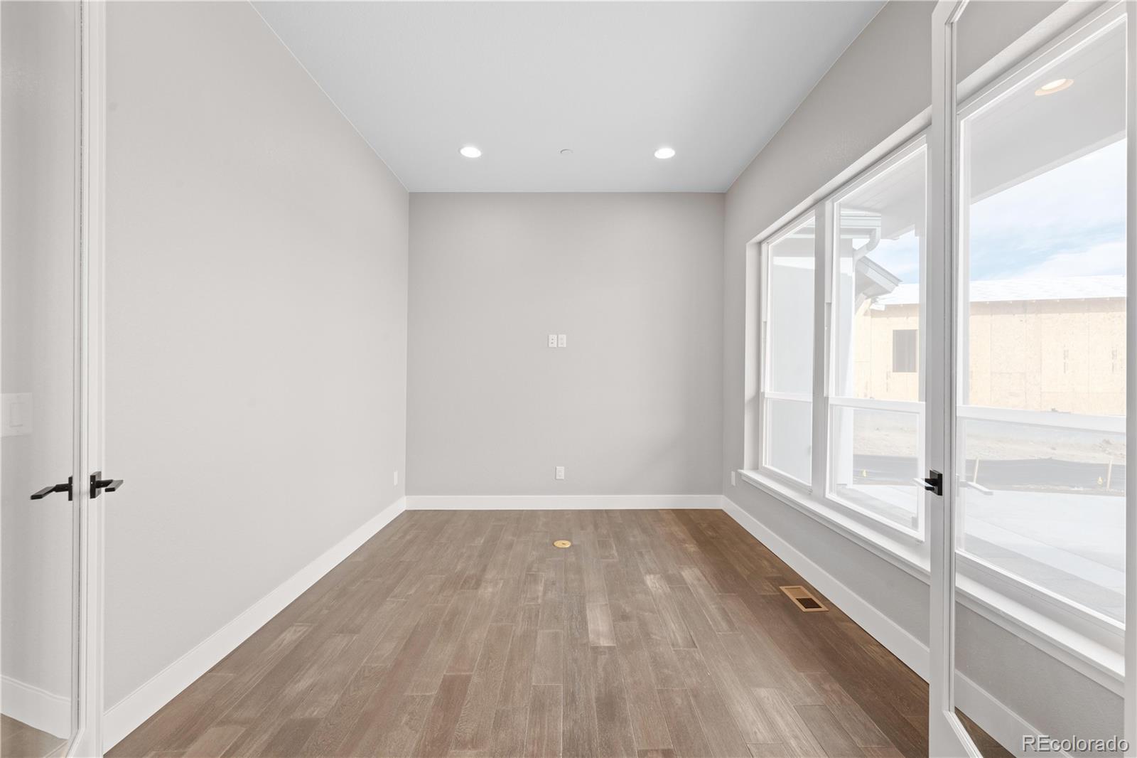 8016 Parnassus Place