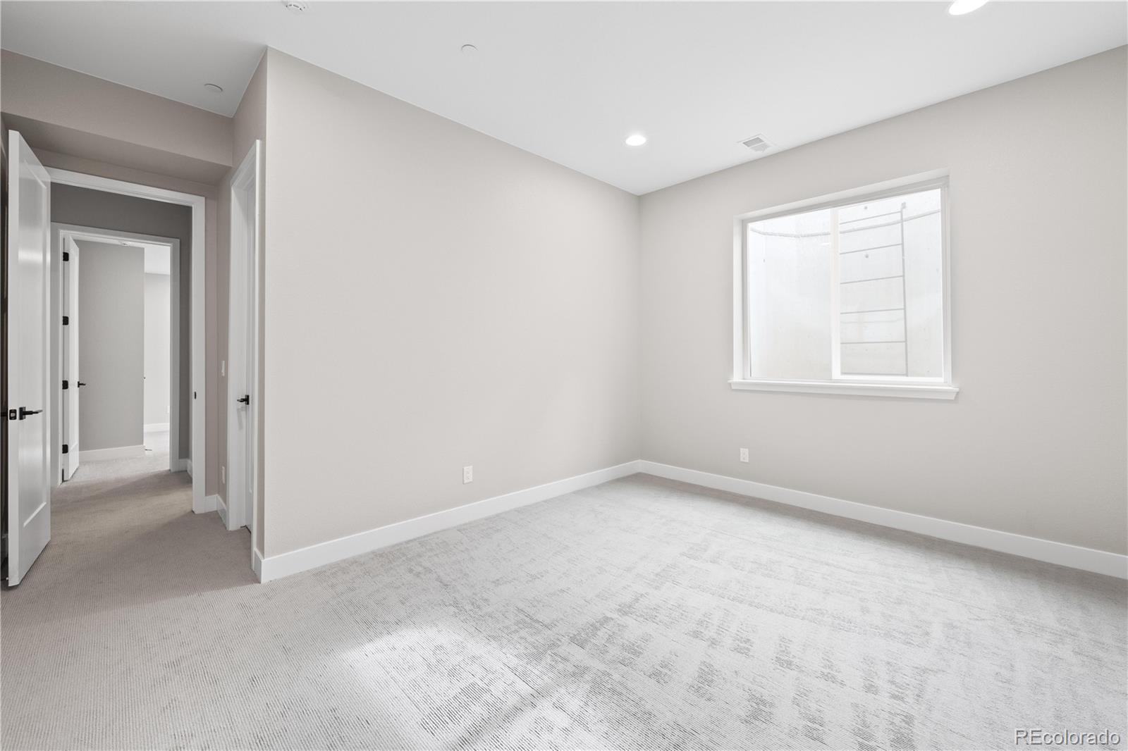 8016 Parnassus Place