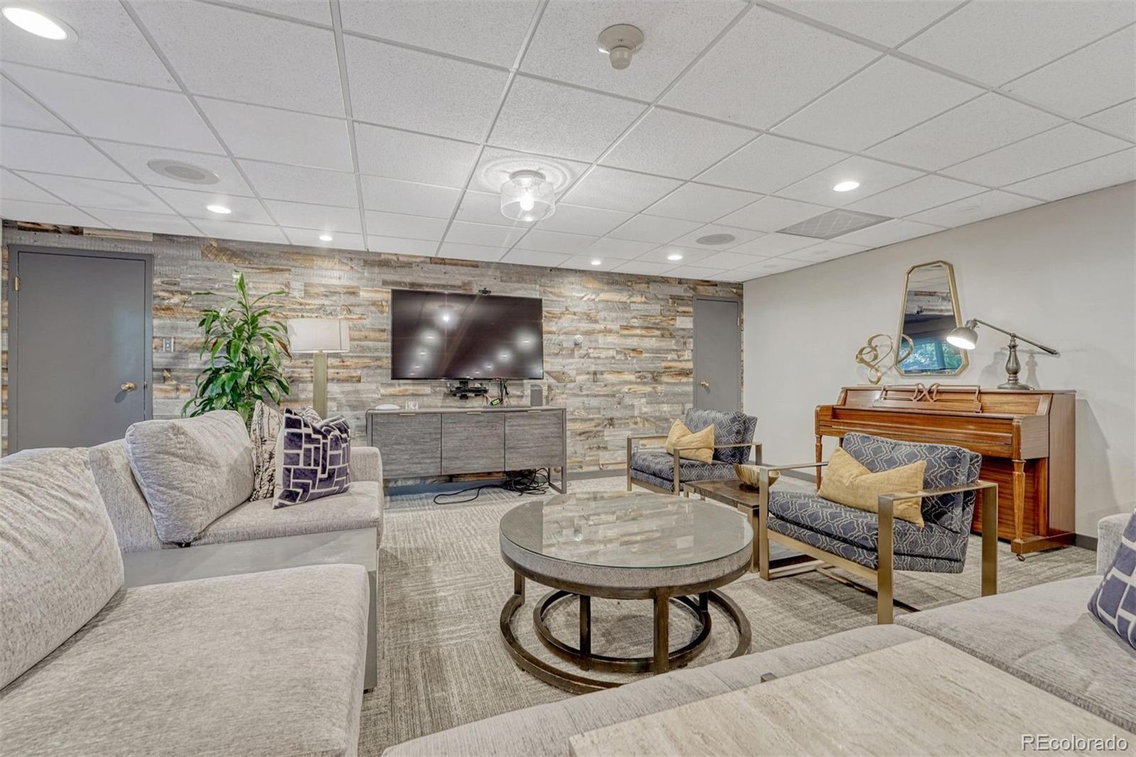 480 S Marion Parkway Unit: 702