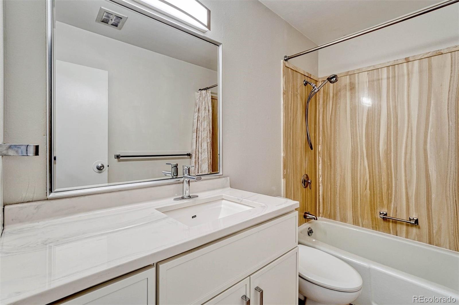 480 S Marion Parkway Unit: 702