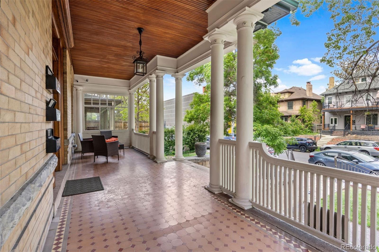 1437 Columbine Street