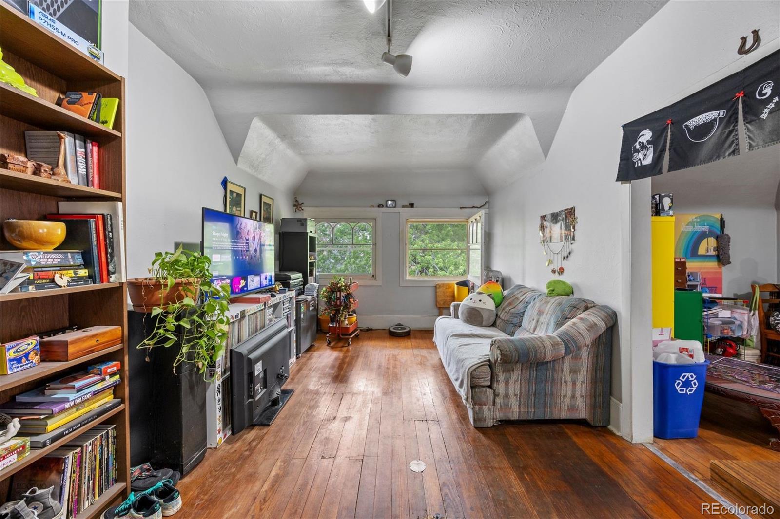 1437 Columbine Street