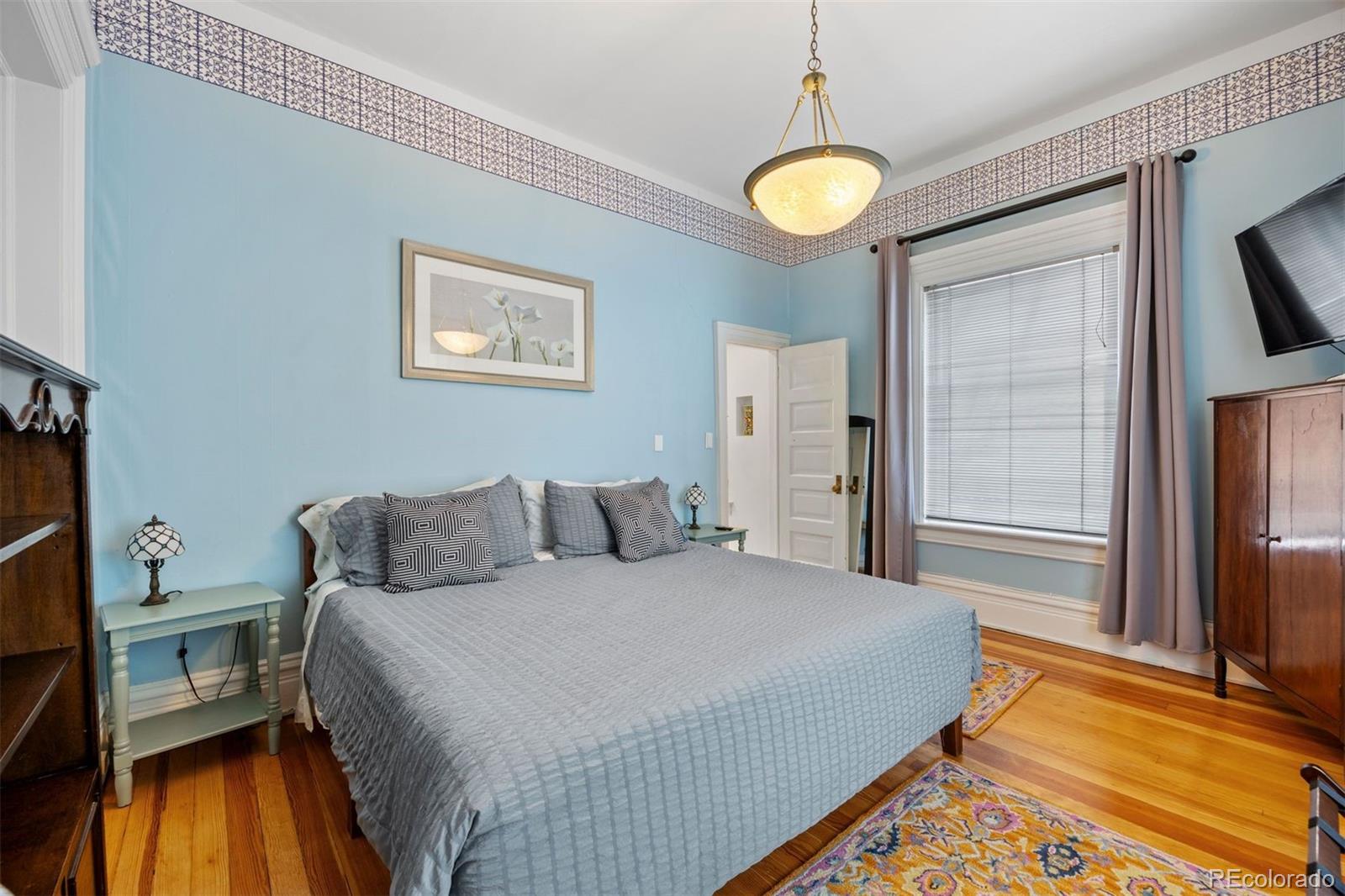 1437 Columbine Street