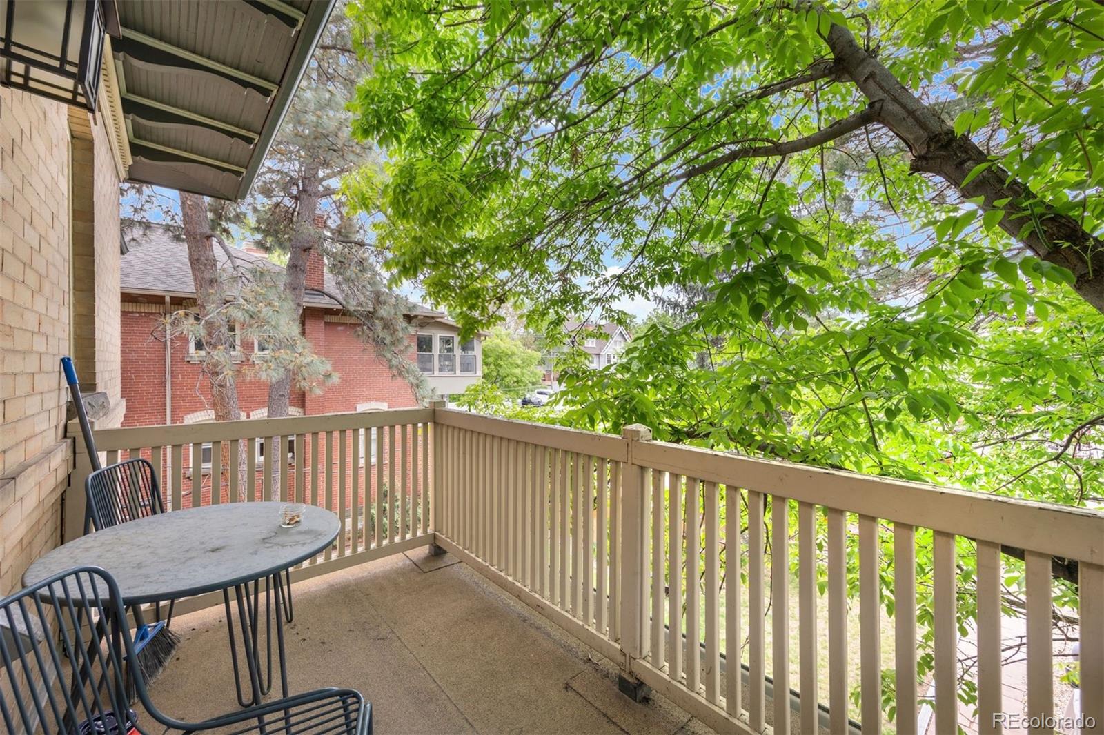 1437 Columbine Street