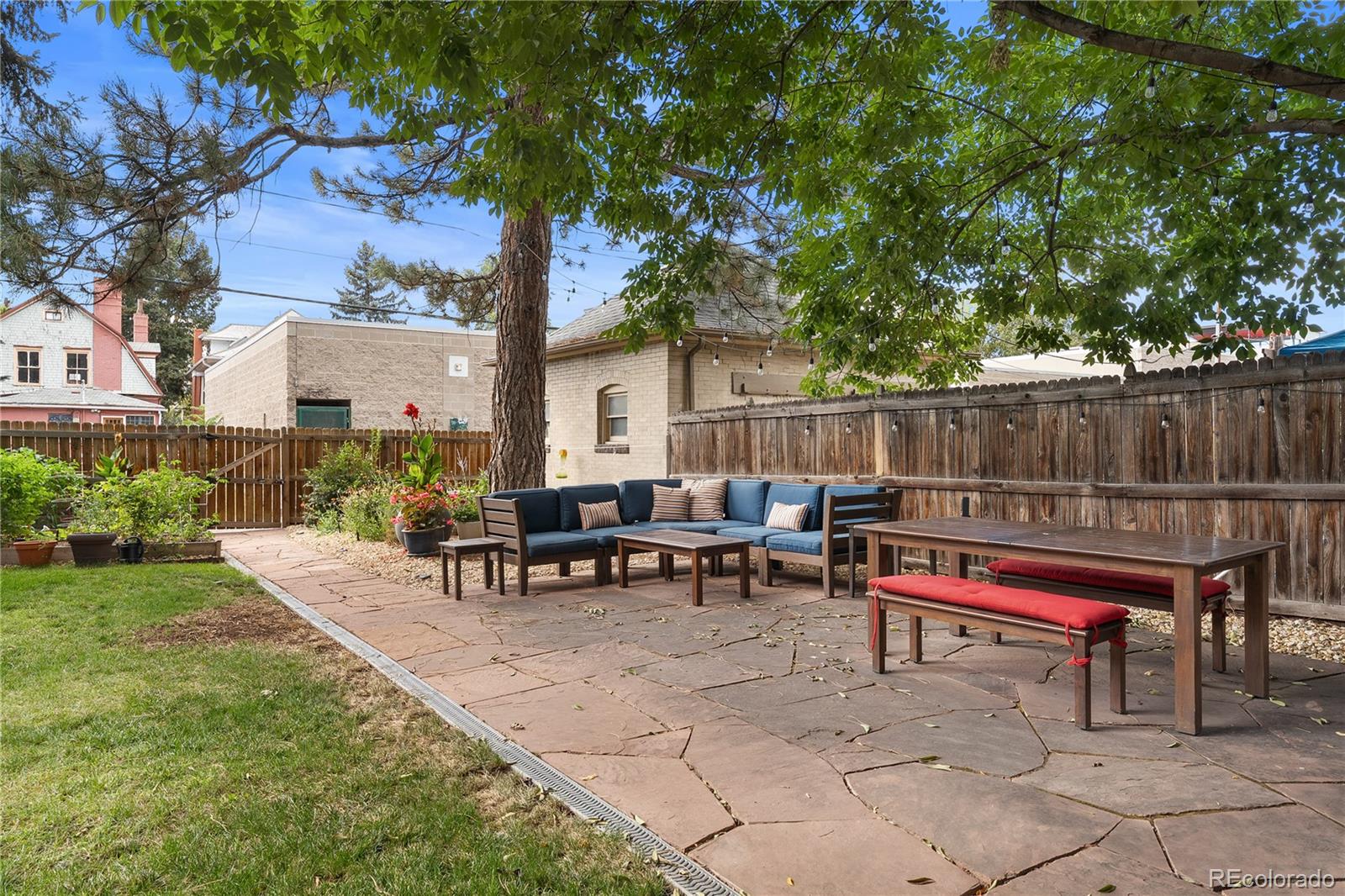 1437 Columbine Street