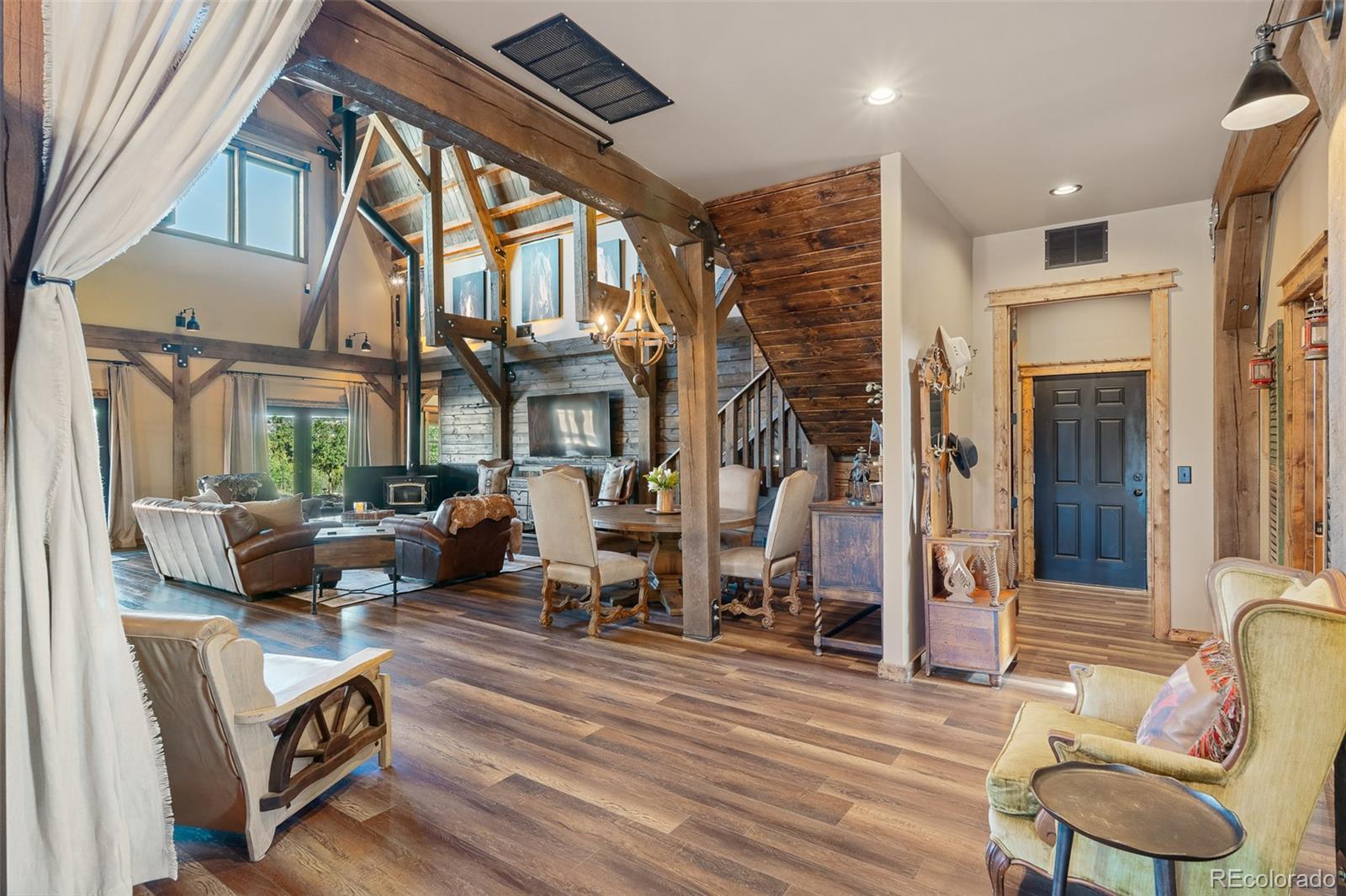 7445 Pinon Heights