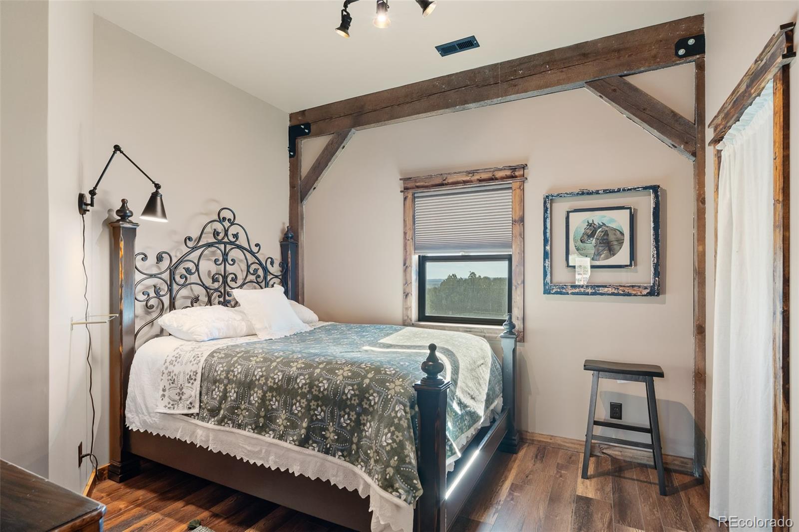 7445 Pinon Heights