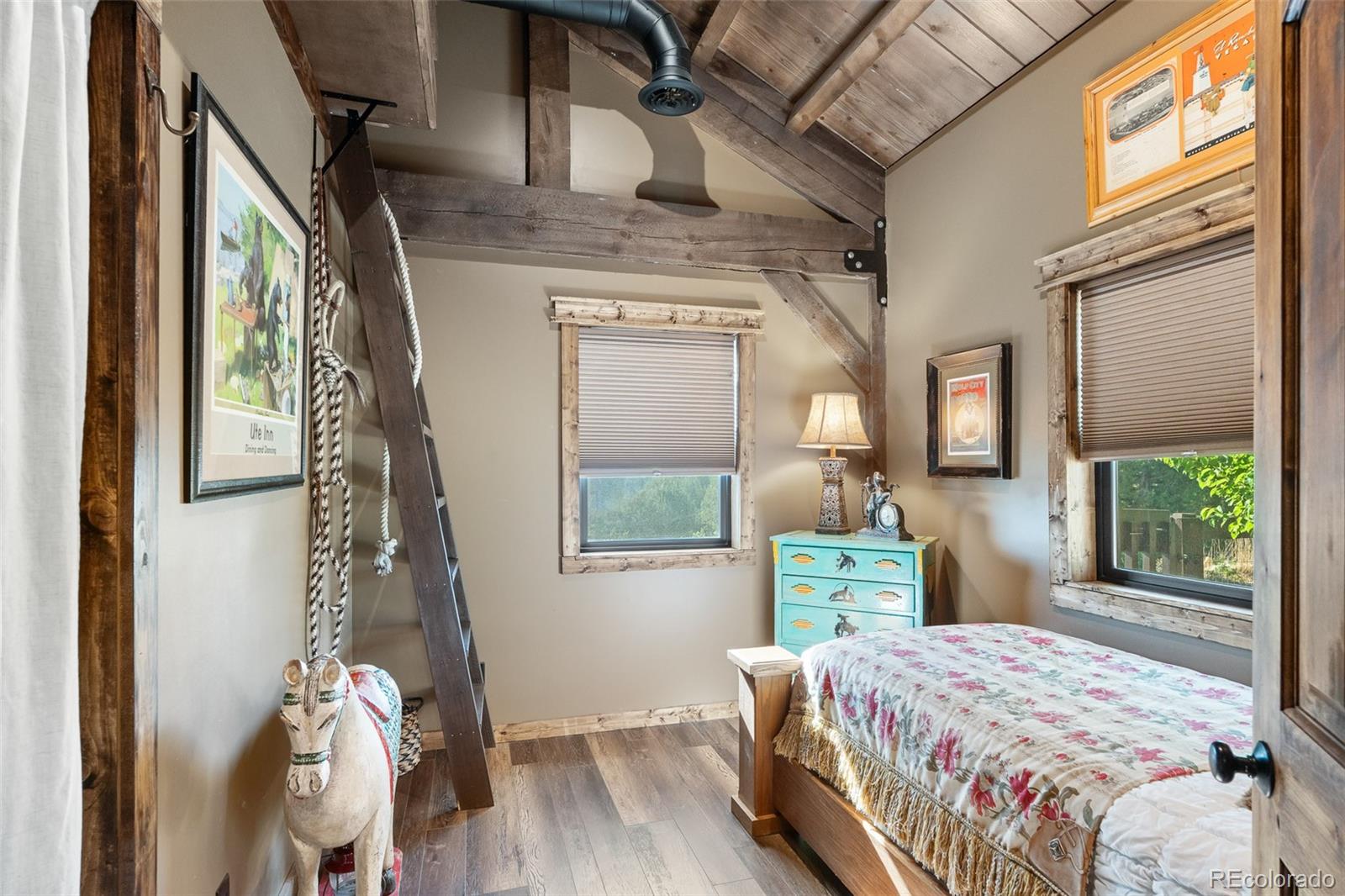 7445 Pinon Heights
