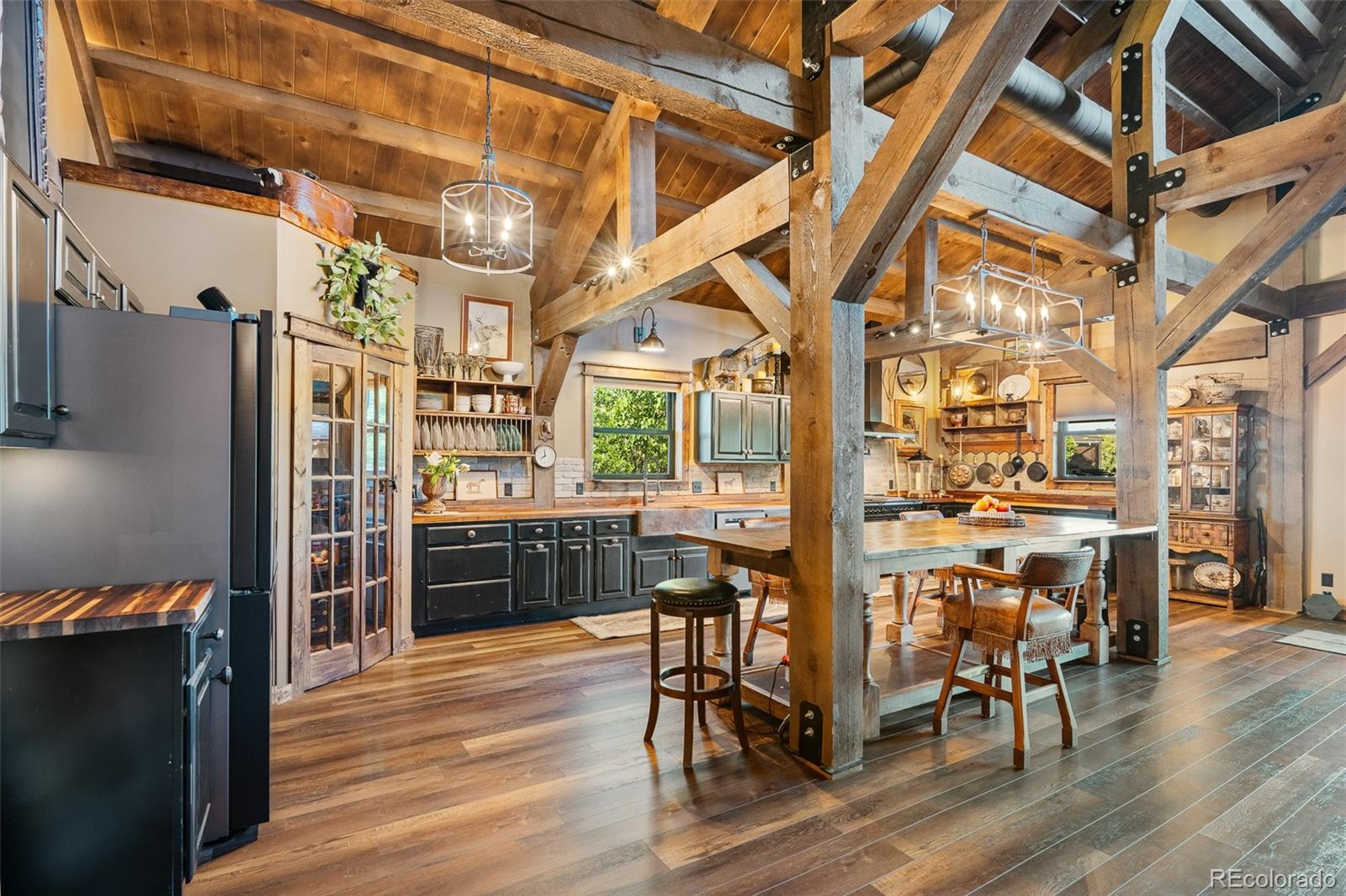 7445 Pinon Heights