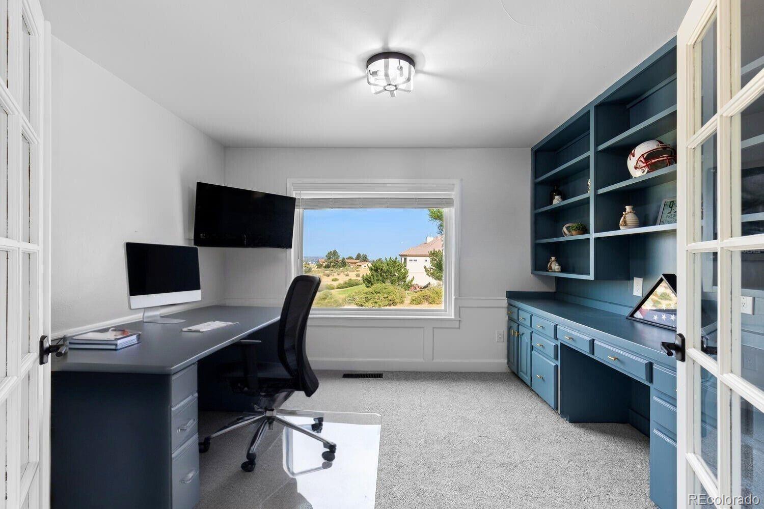 7689 N Sunrise Trail