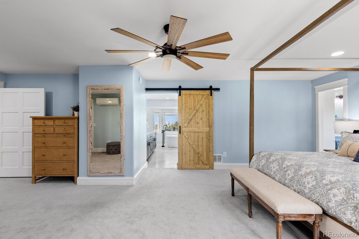 7689 N Sunrise Trail