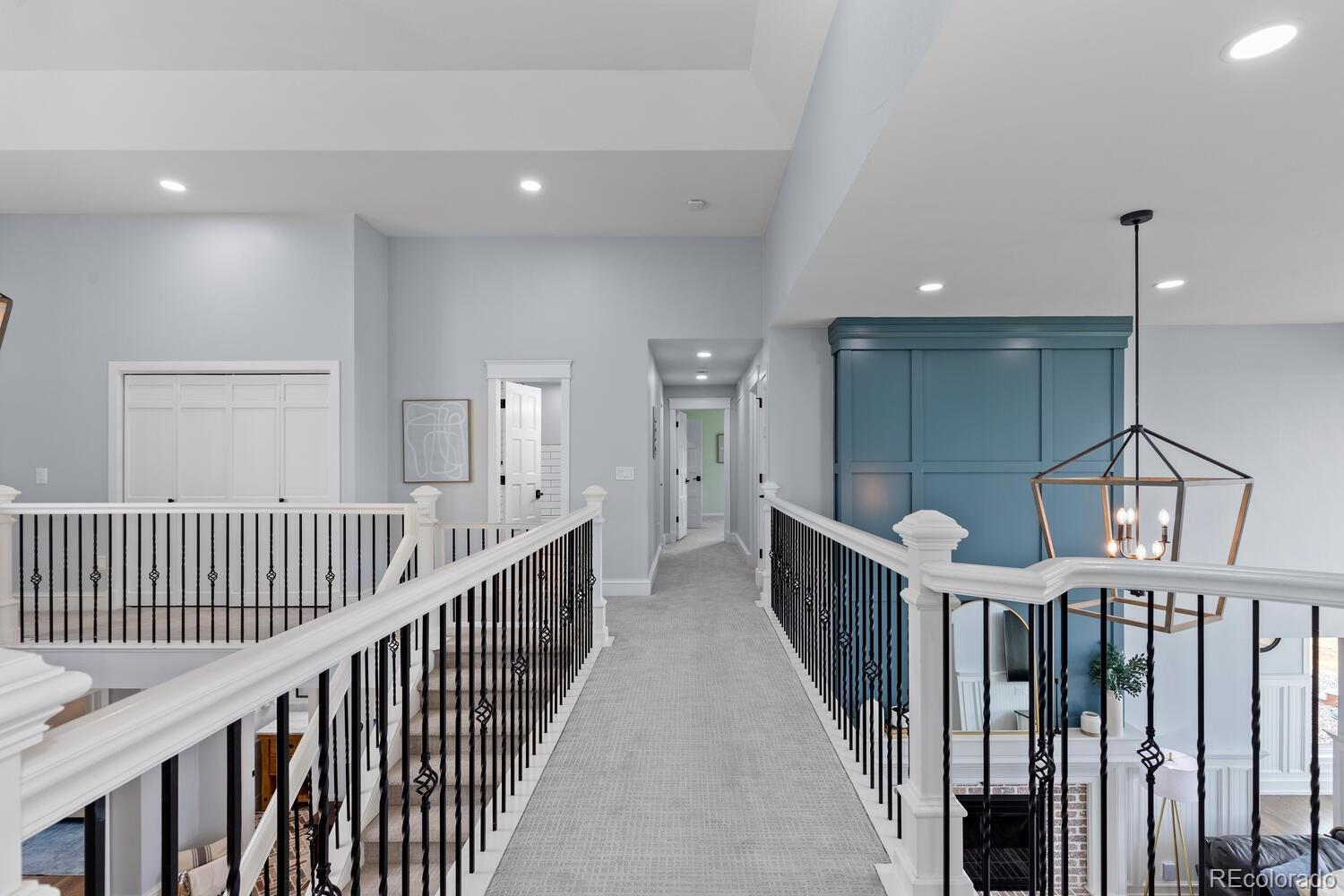 7689 N Sunrise Trail