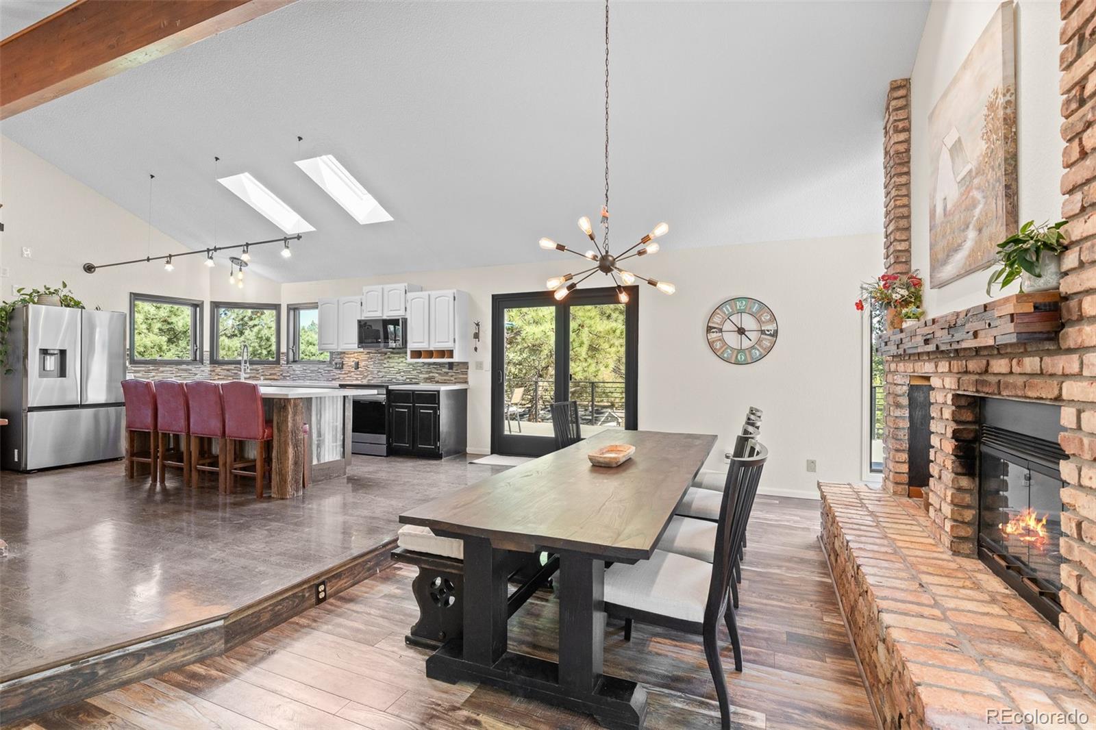 9905 Bayou Ridge Trail