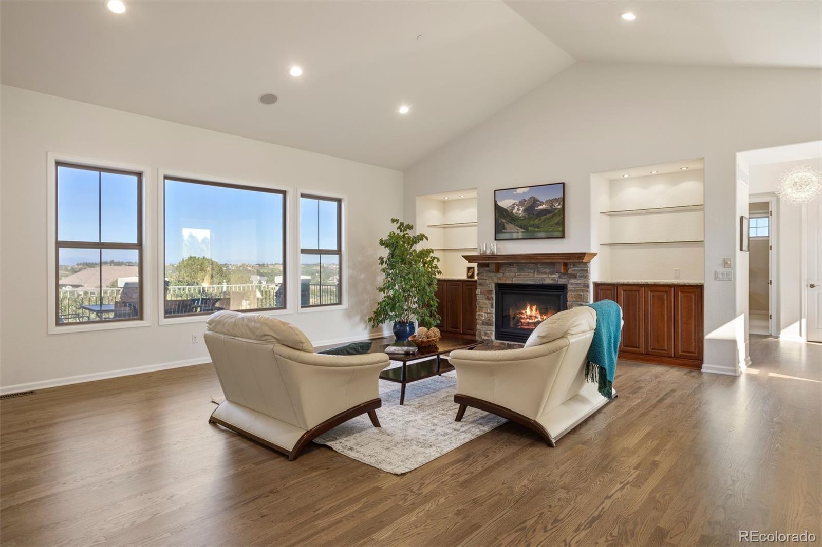 6301 Ellingwood Point Place