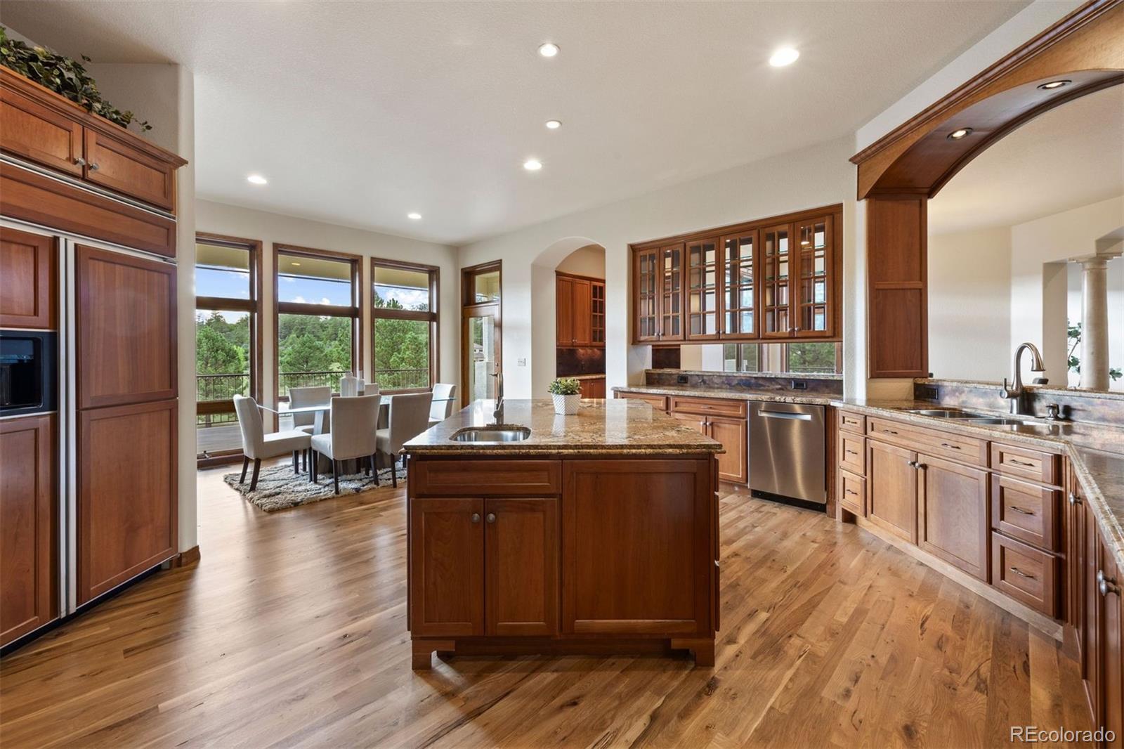 8061 Sugarloaf Road
