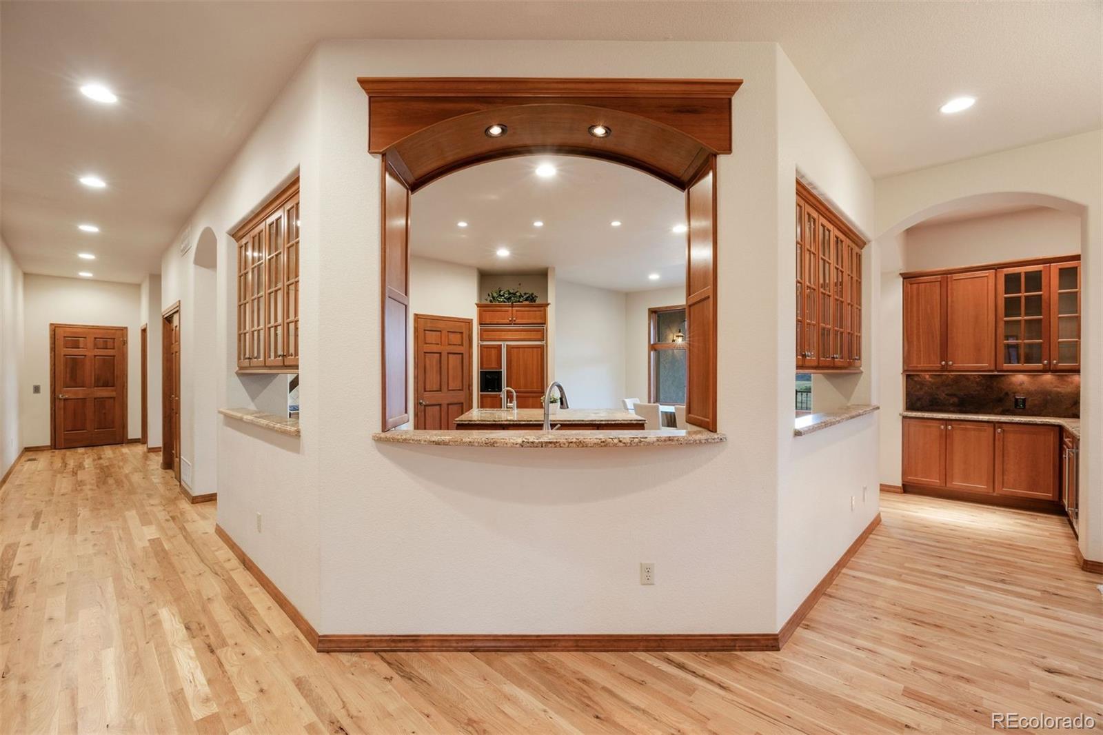 8061 Sugarloaf Road