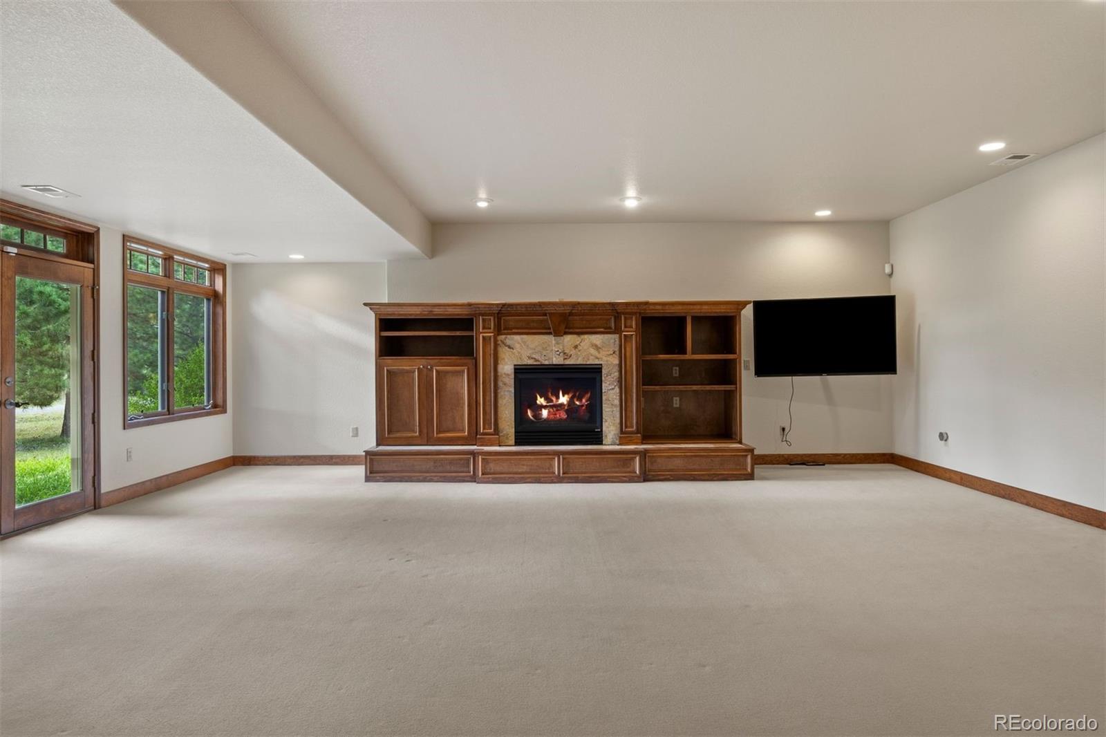 8061 Sugarloaf Road