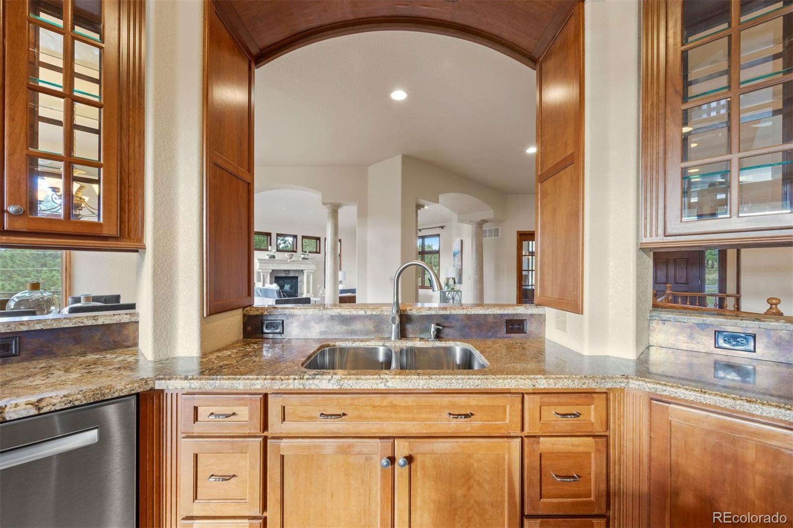 8061 Sugarloaf Road