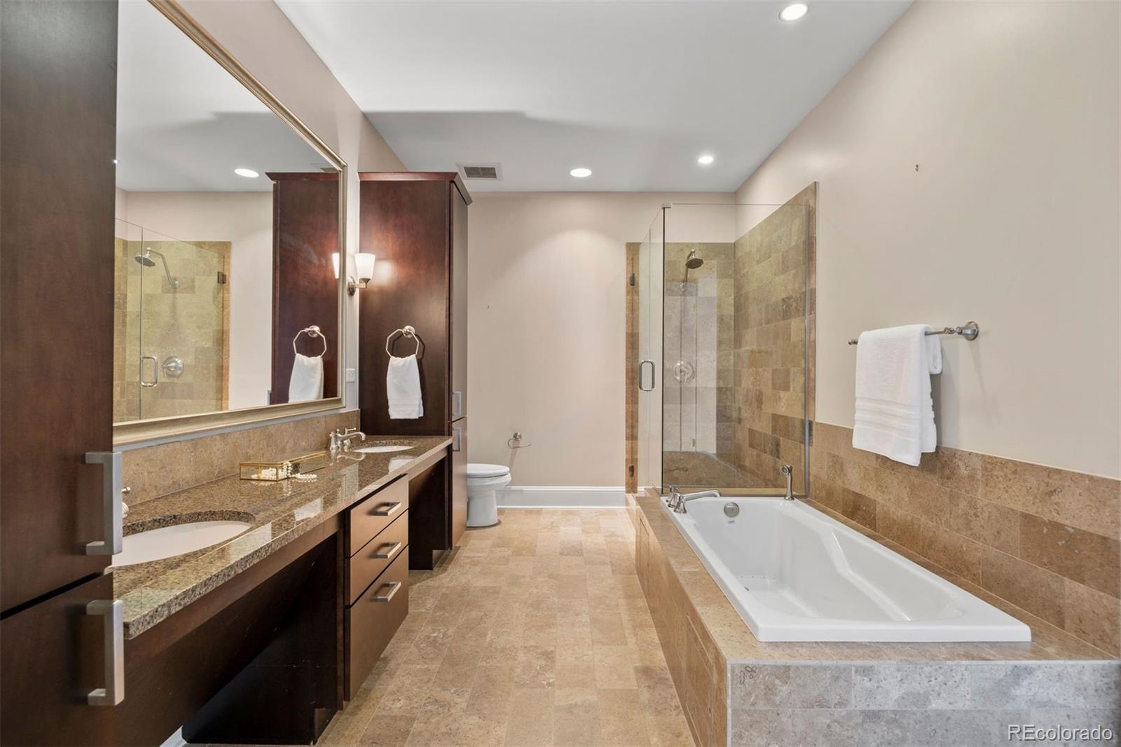 7600 Landmark Way Unit: 1215