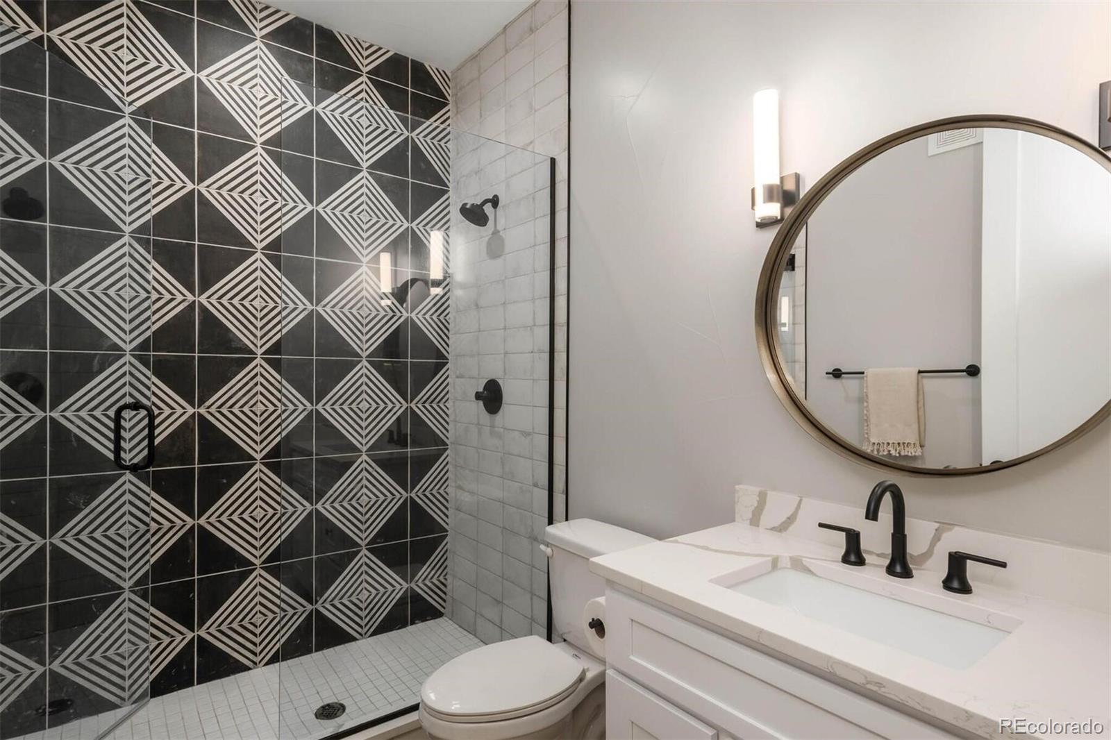 11229 Running Kit Place