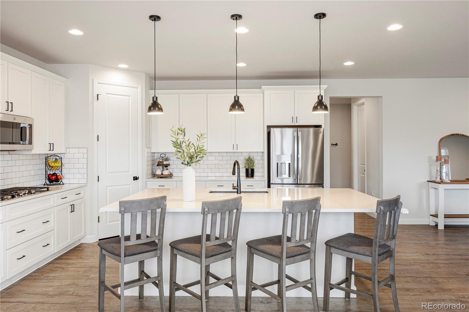 7140 S Vandriver Way