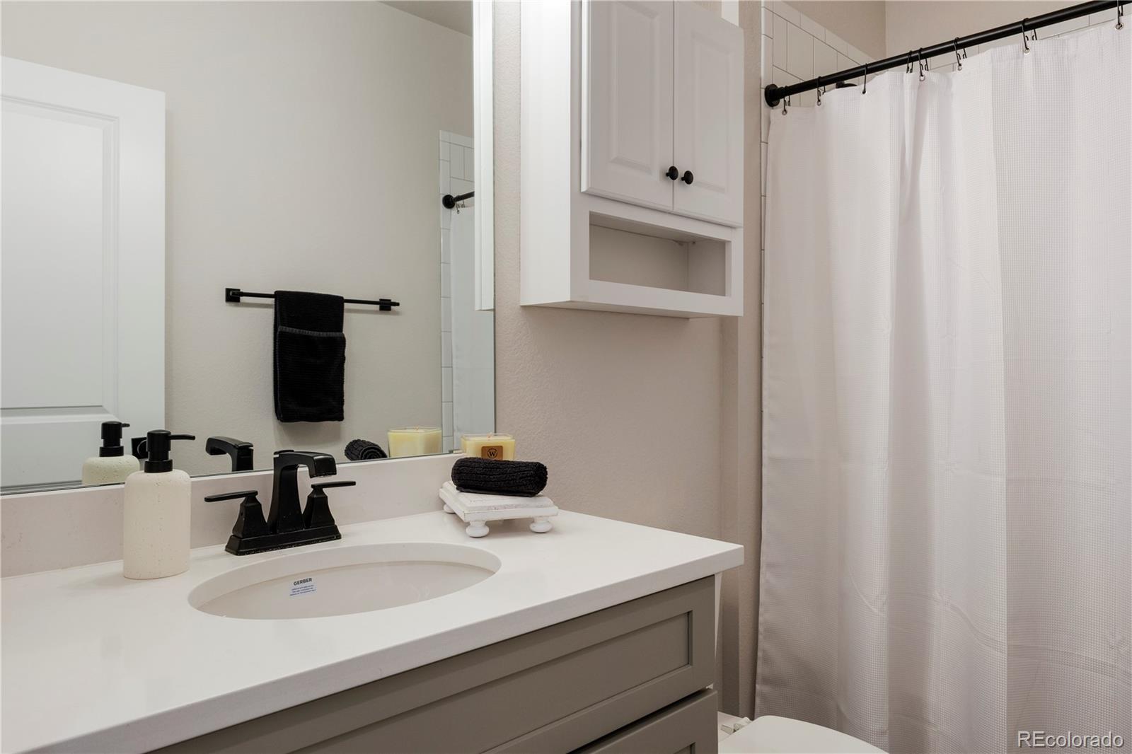 7140 S Vandriver Way