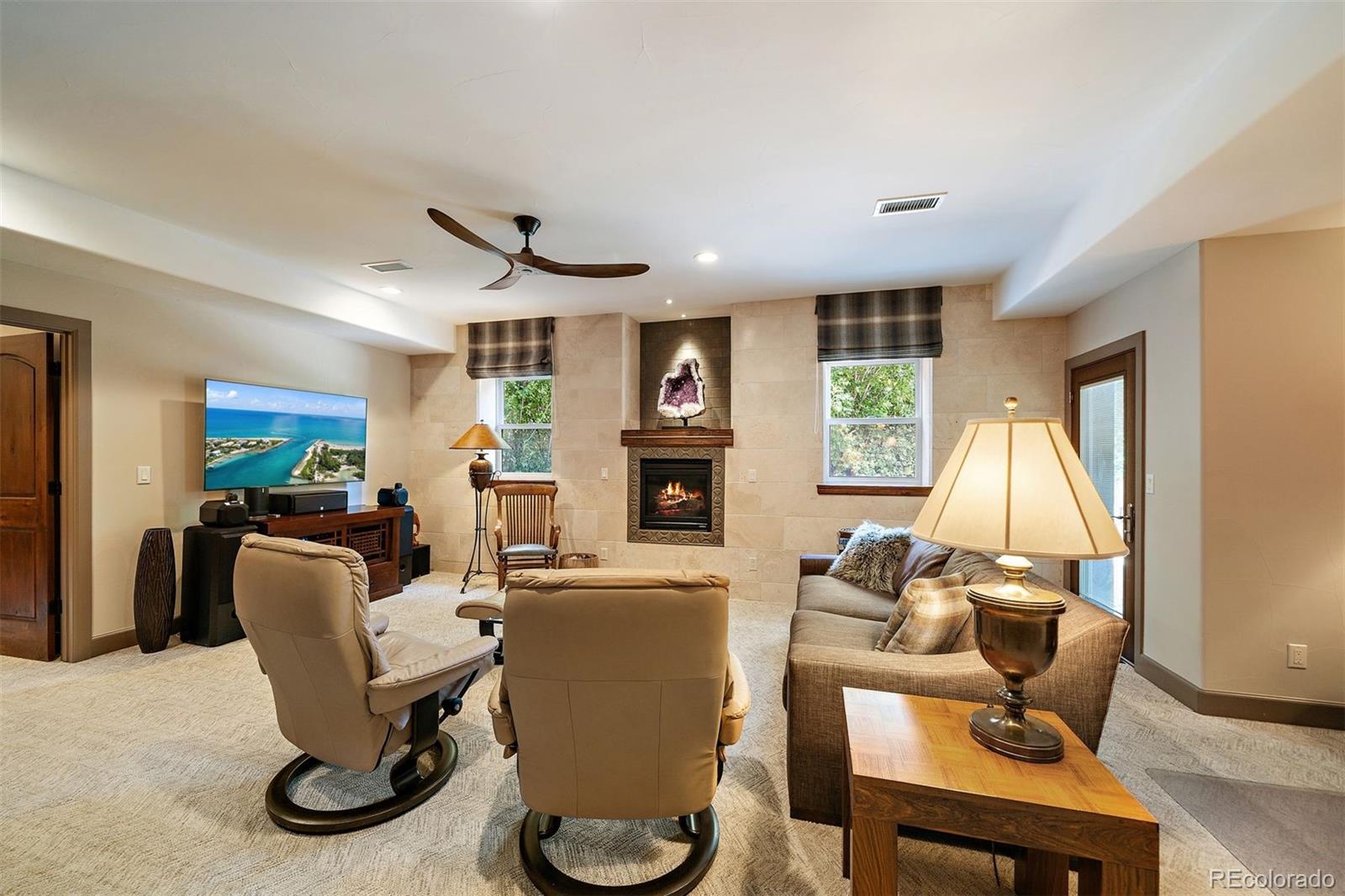 5370 Hawthorne Trail