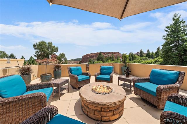 5370 Hawthorne Trail