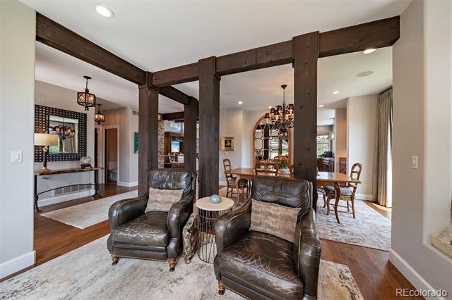 5370 Hawthorne Trail