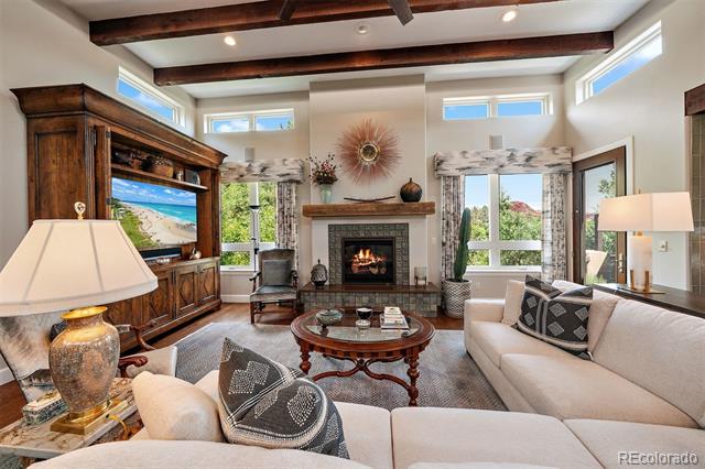 5370 Hawthorne Trail