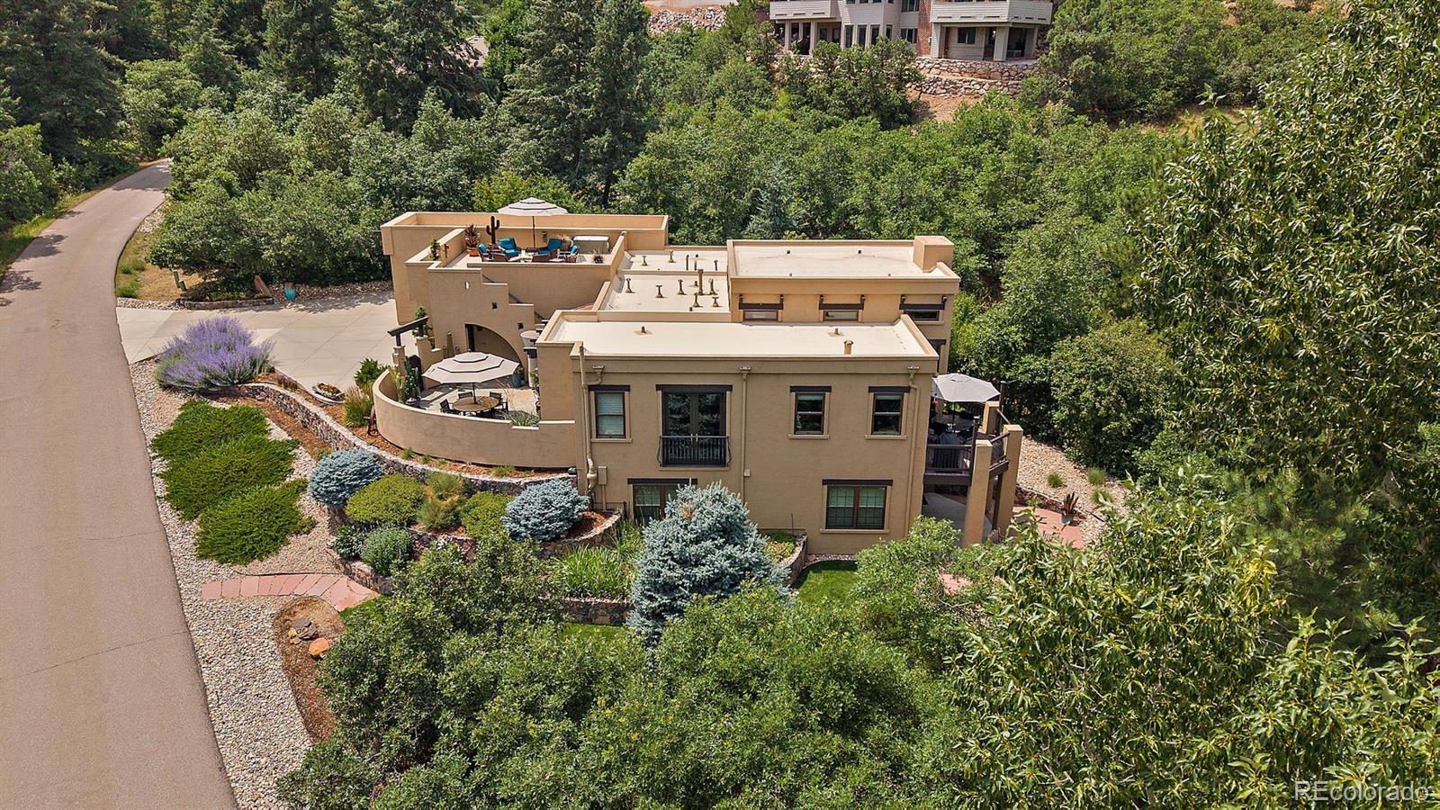 5370 Hawthorne Trail