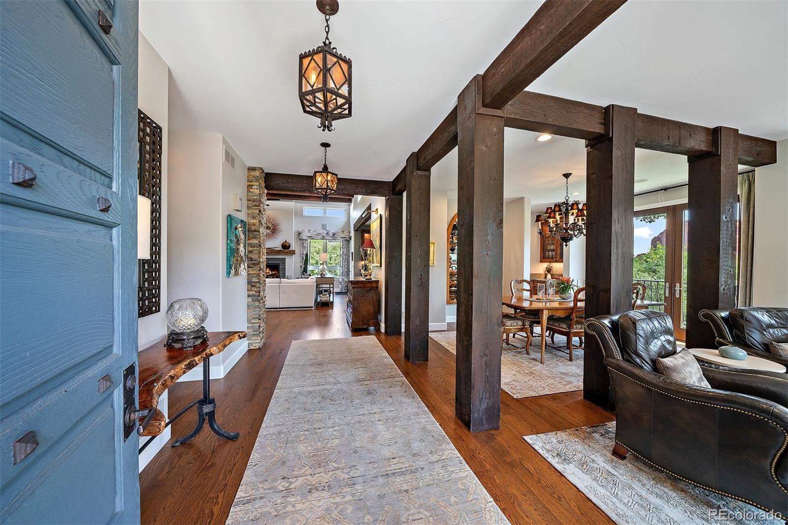 5370 Hawthorne Trail