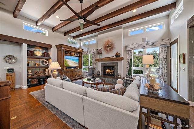 5370 Hawthorne Trail