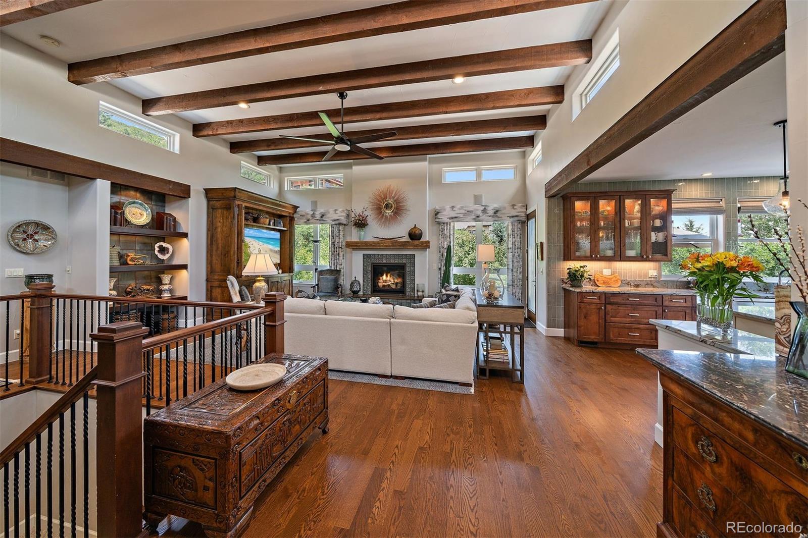 5370 Hawthorne Trail