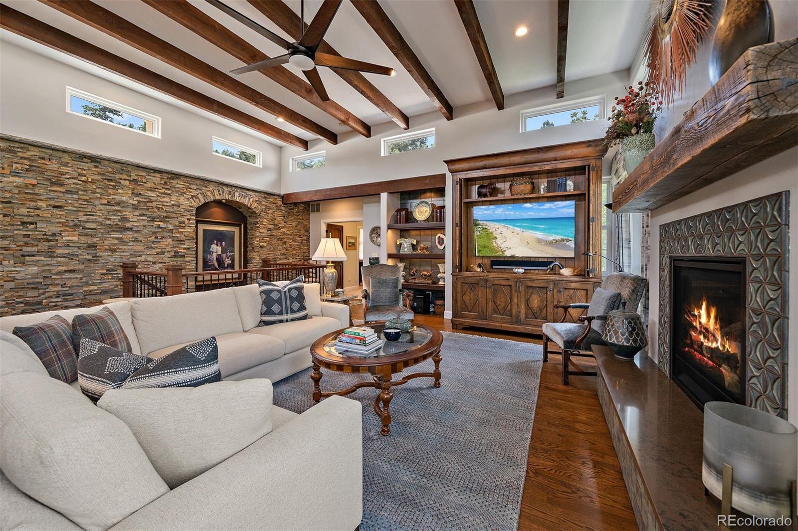 5370 Hawthorne Trail