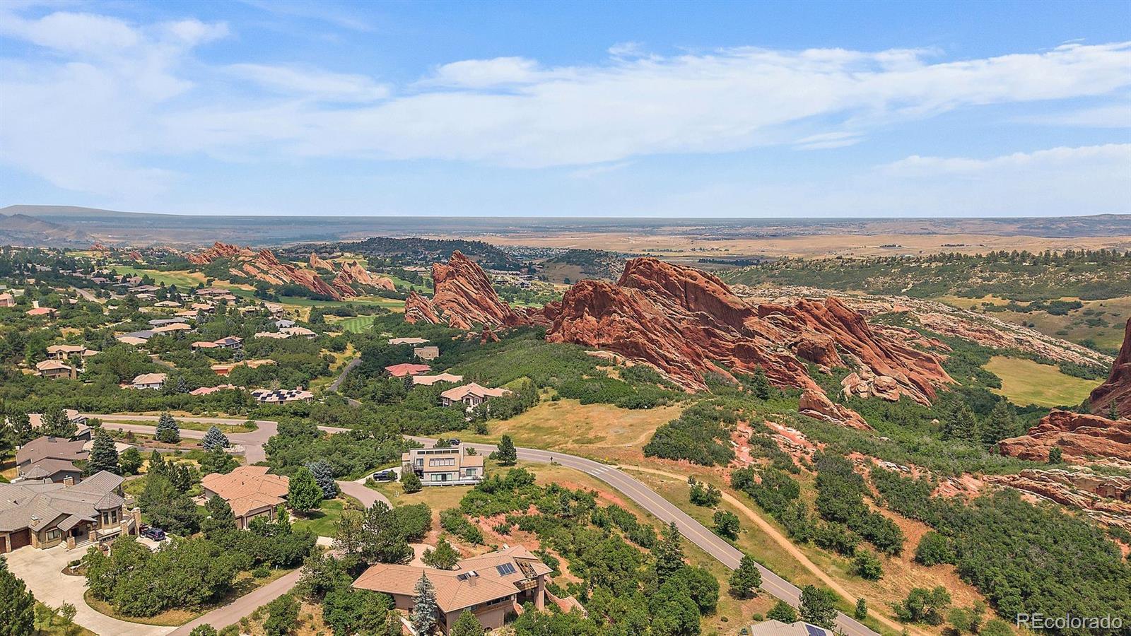 5370 Hawthorne Trail