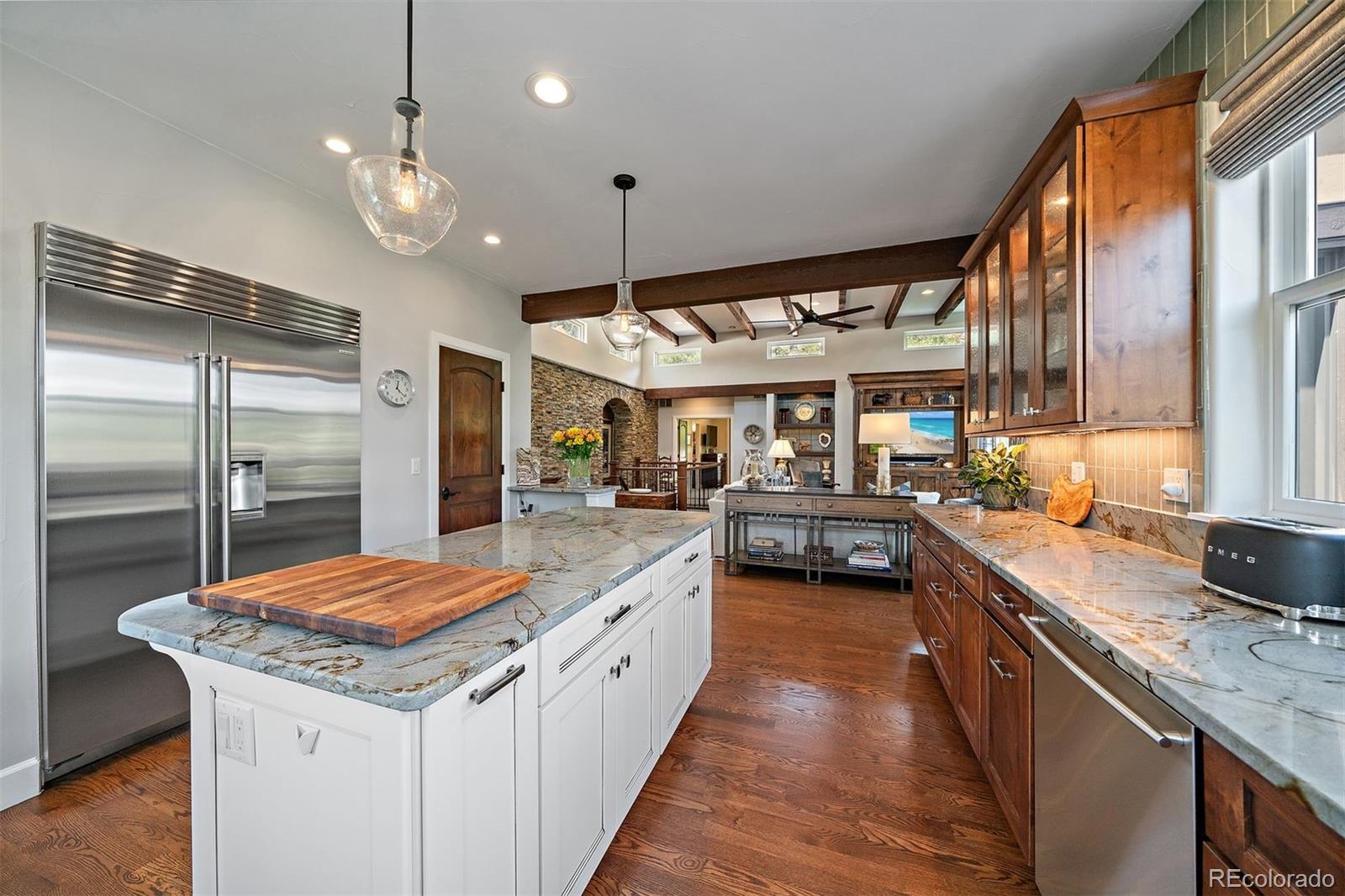 5370 Hawthorne Trail