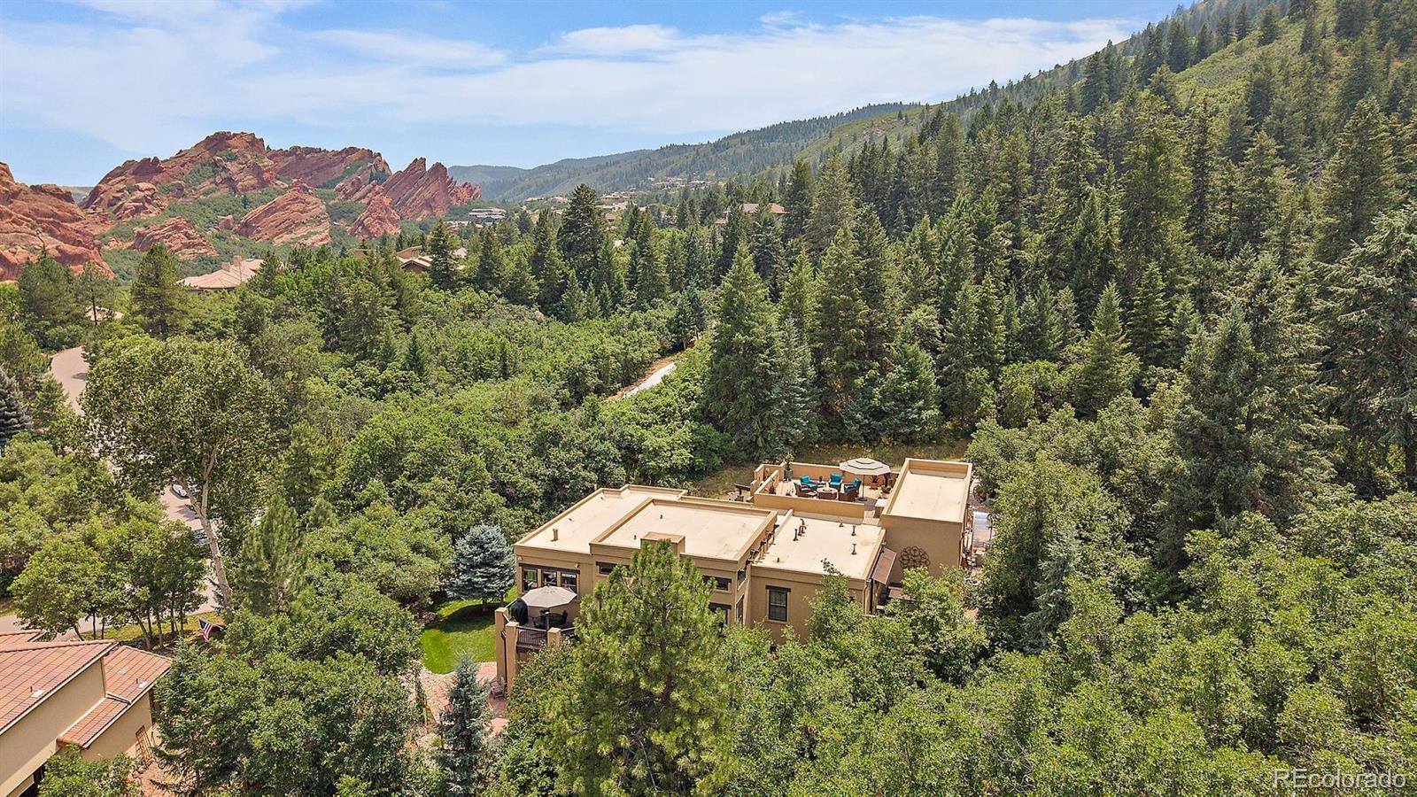 5370 Hawthorne Trail