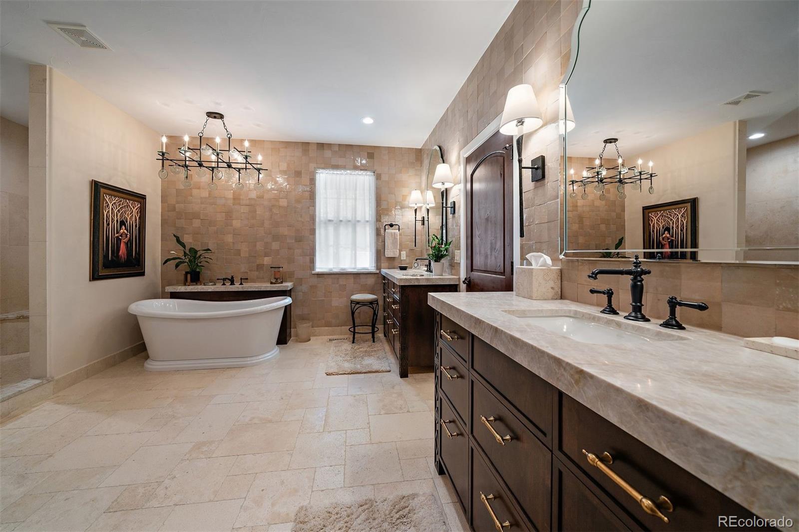 5370 Hawthorne Trail