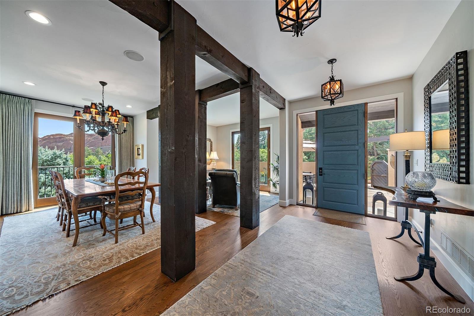 5370 Hawthorne Trail