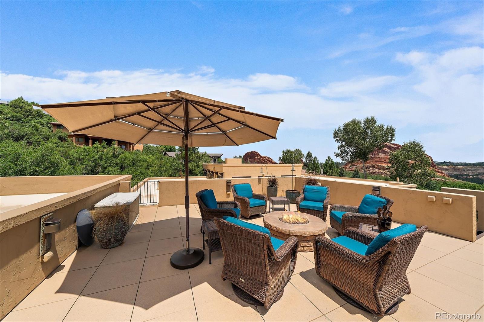 5370 Hawthorne Trail