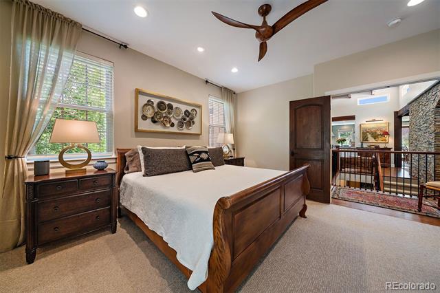 5370 Hawthorne Trail