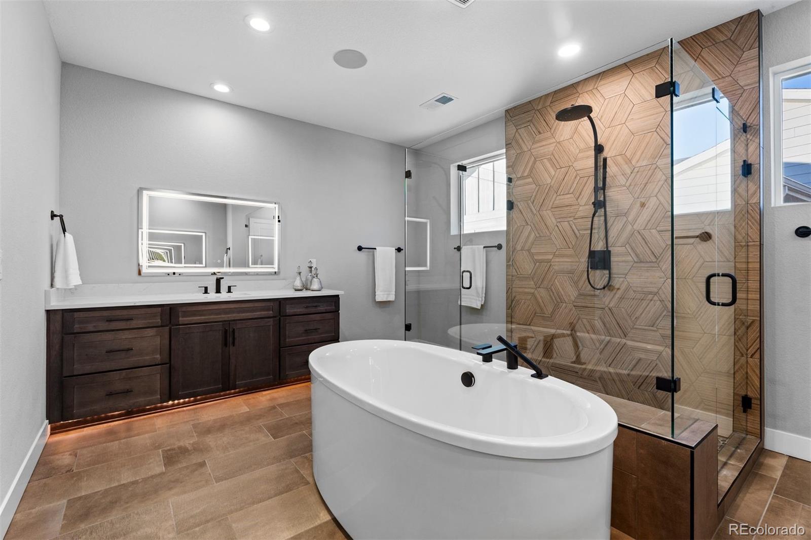 7611 Copper Sky Court