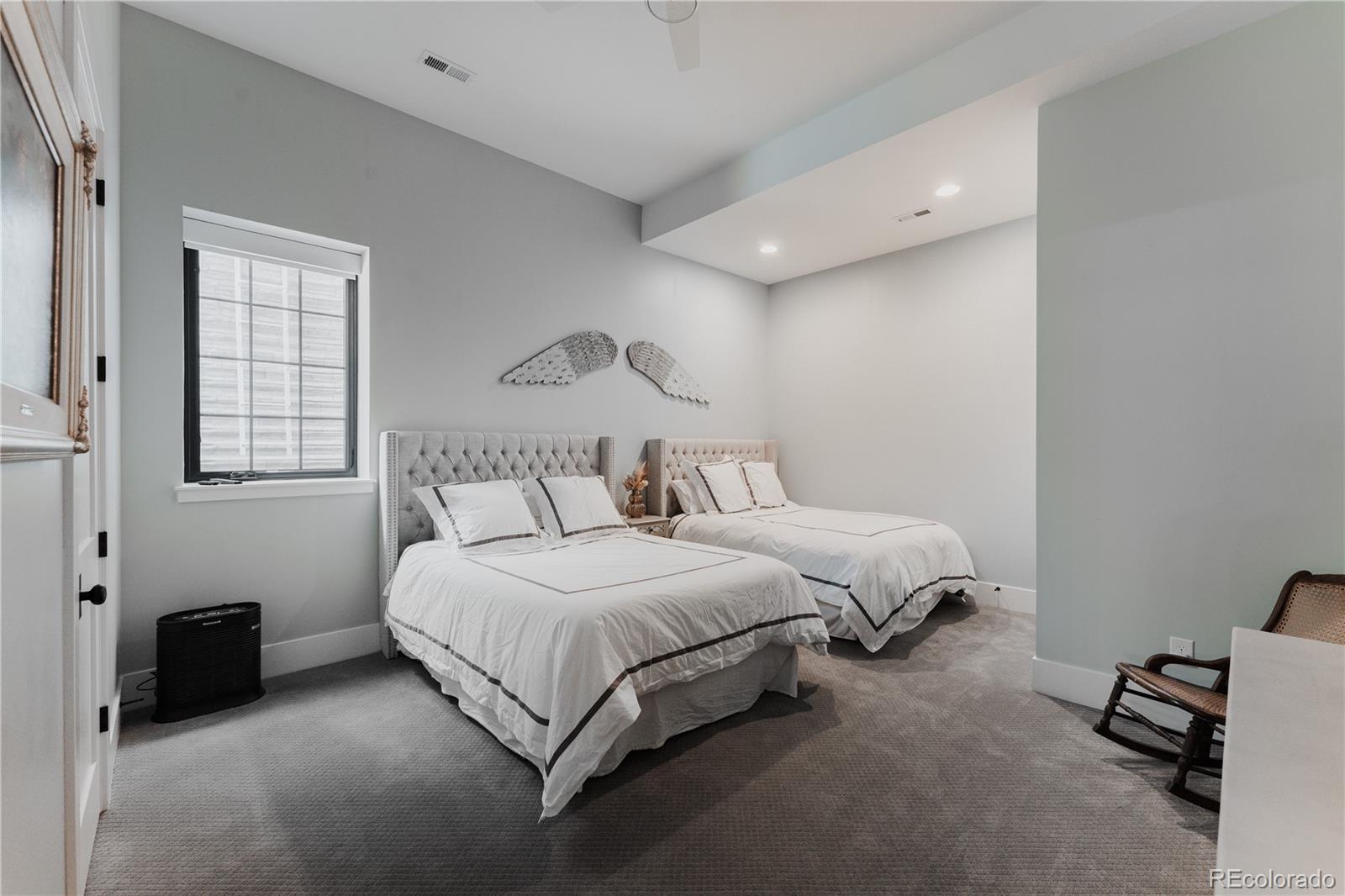 9275 N Palomino Drive