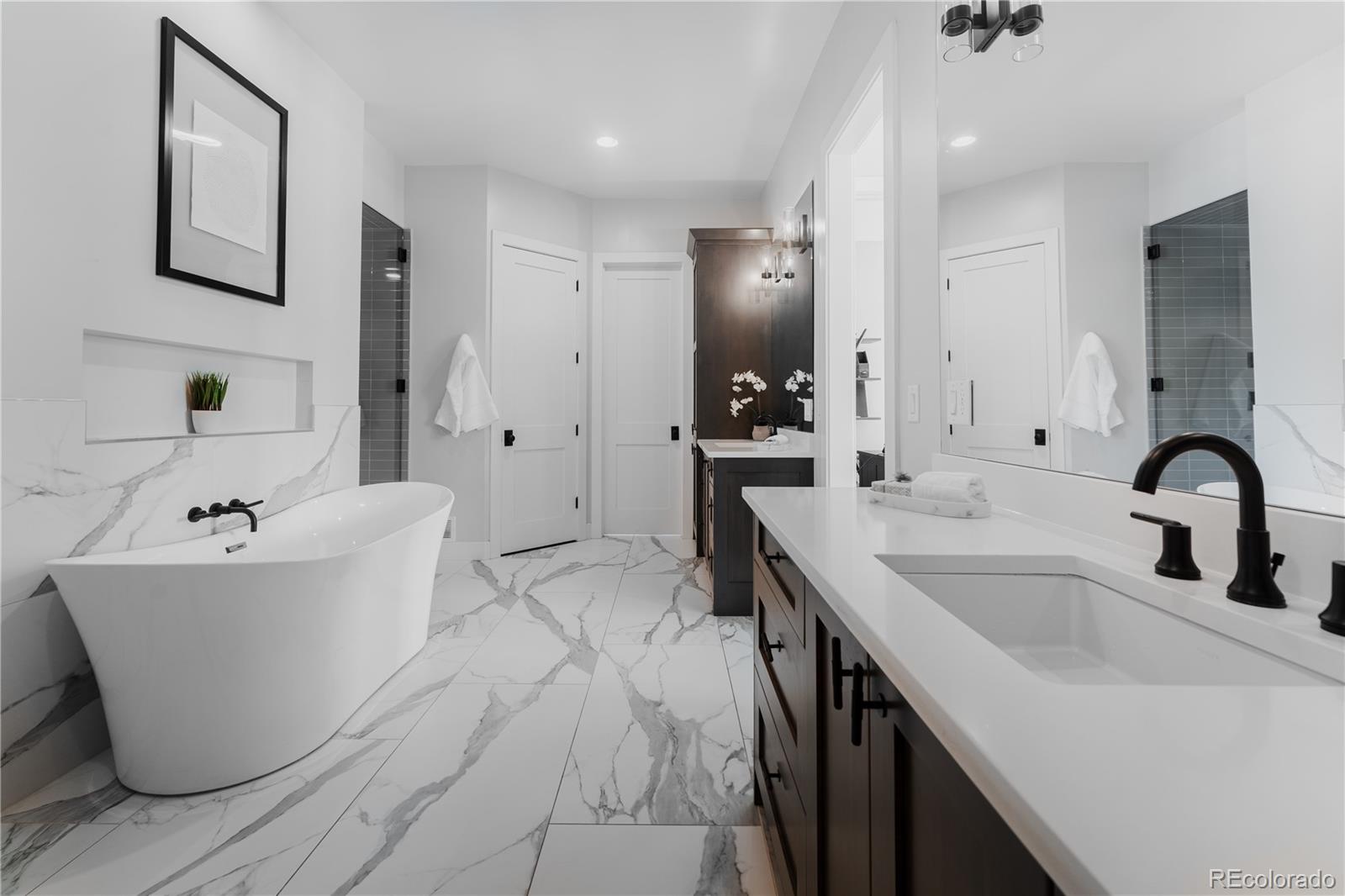 9275 N Palomino Drive