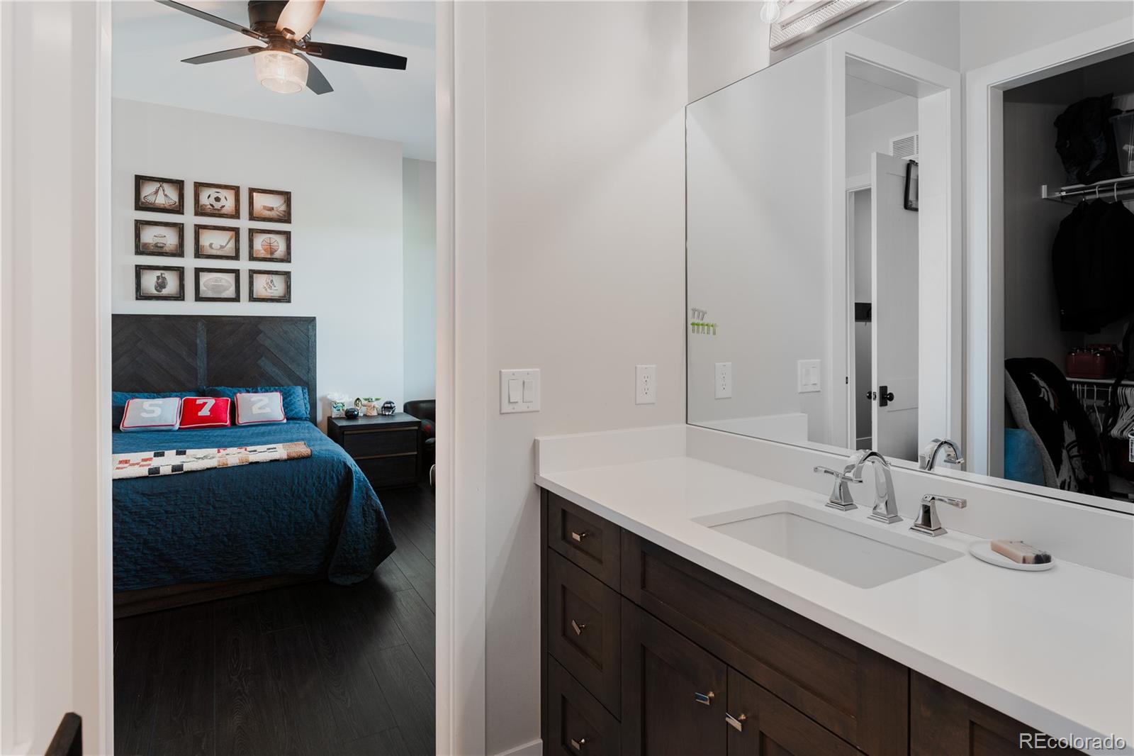 9275 N Palomino Drive